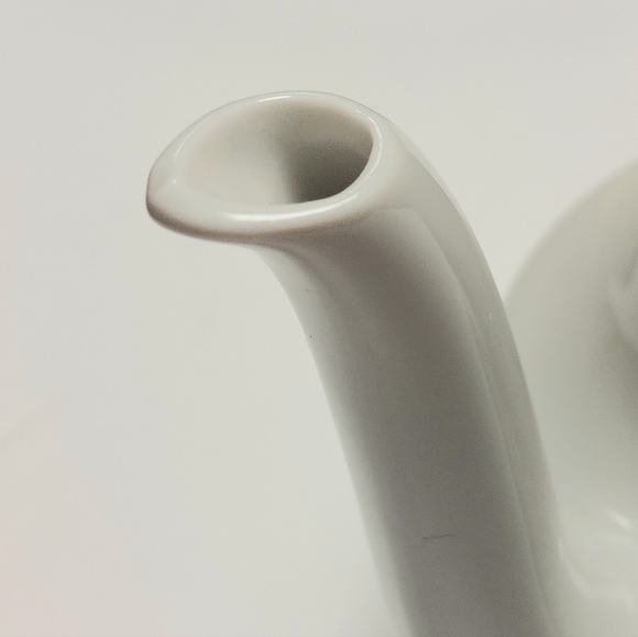 German Democratic Republic  Dematasse 7" Coffee Pot 1777 Henneberg Porzellan Lid - Picture 11 of 16